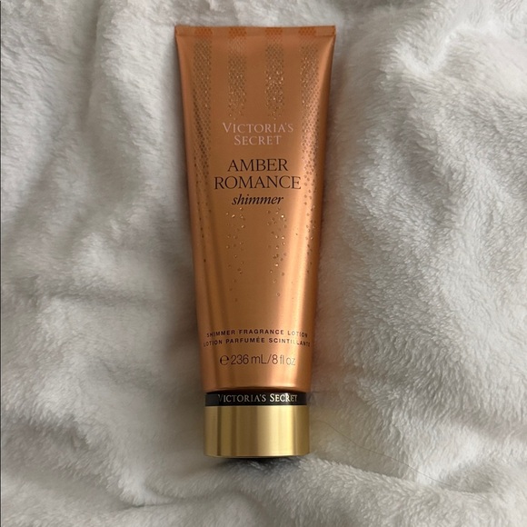 Victoria's Secret Other - Victoria's Secret Amber Romance Shimmer Lotion in Gold and Black